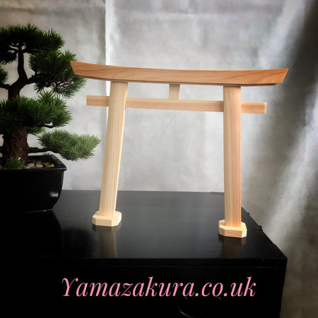 Large Torii gate - Yamazakura