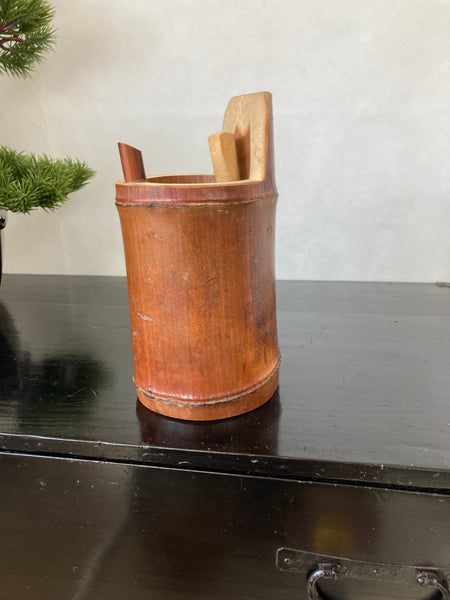 Bamboo water dropper - Yamazakura