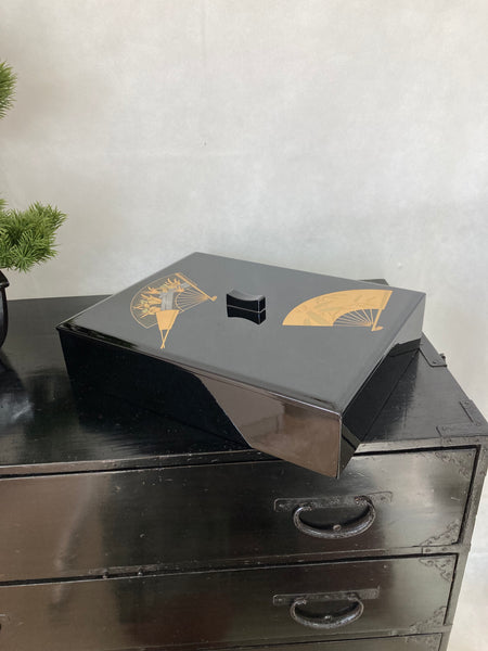 Lacquered Suzuri bako - Yamazakura