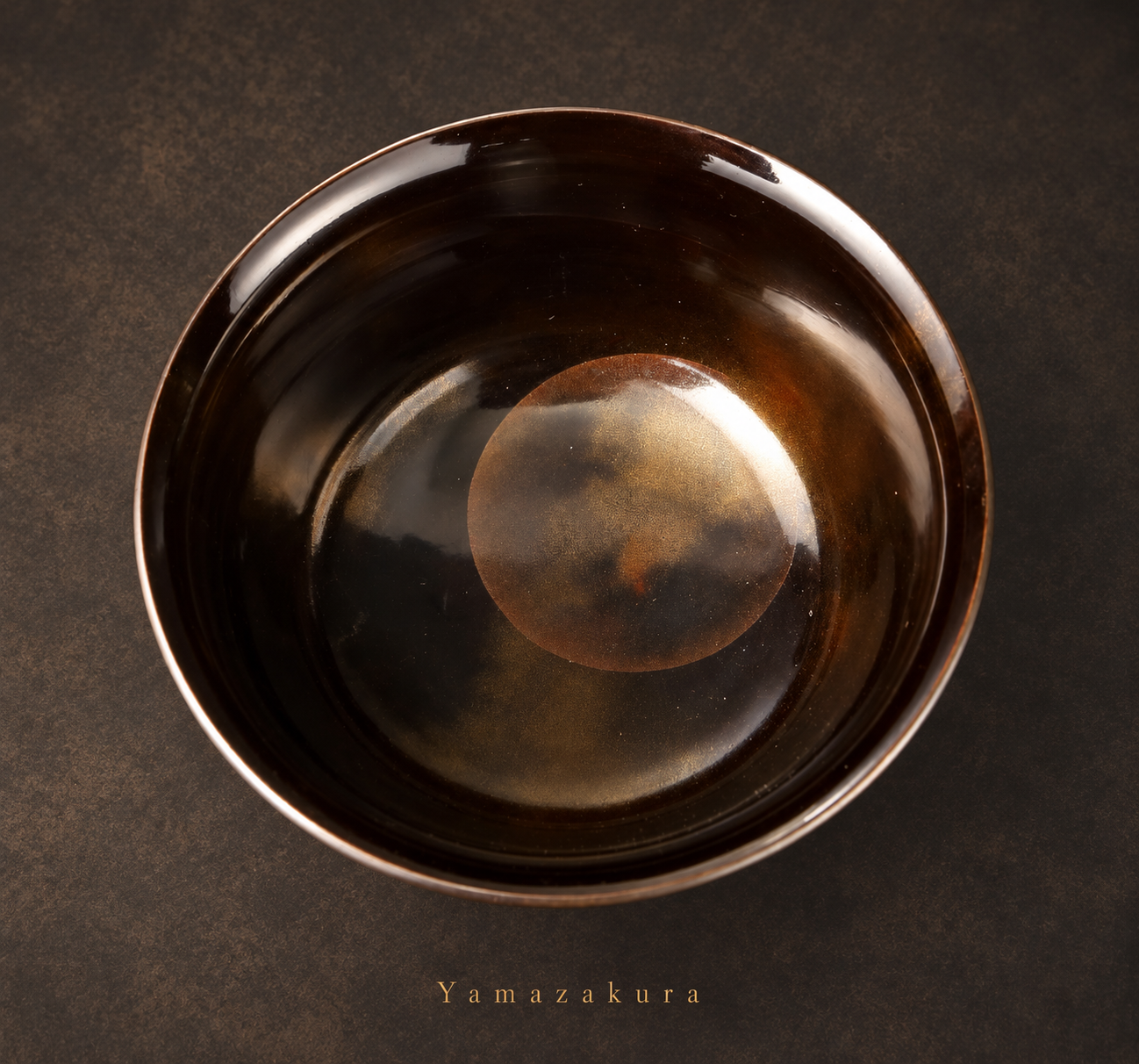 Full-moon maki-e decoration inside the bowl, styled photograph
