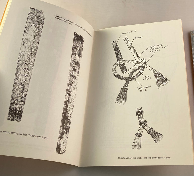 Japanese Military Swords . R. Gregory - Yamazakura