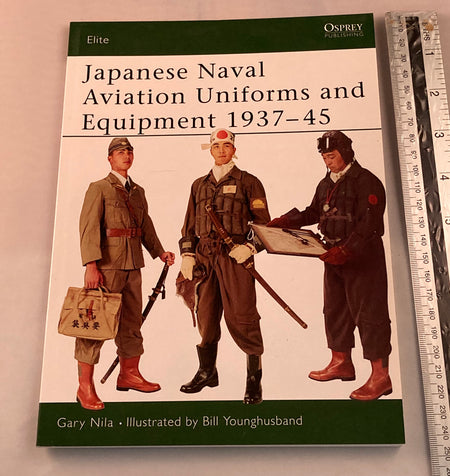 Japanese naval aviation uniforms . - Yamazakura