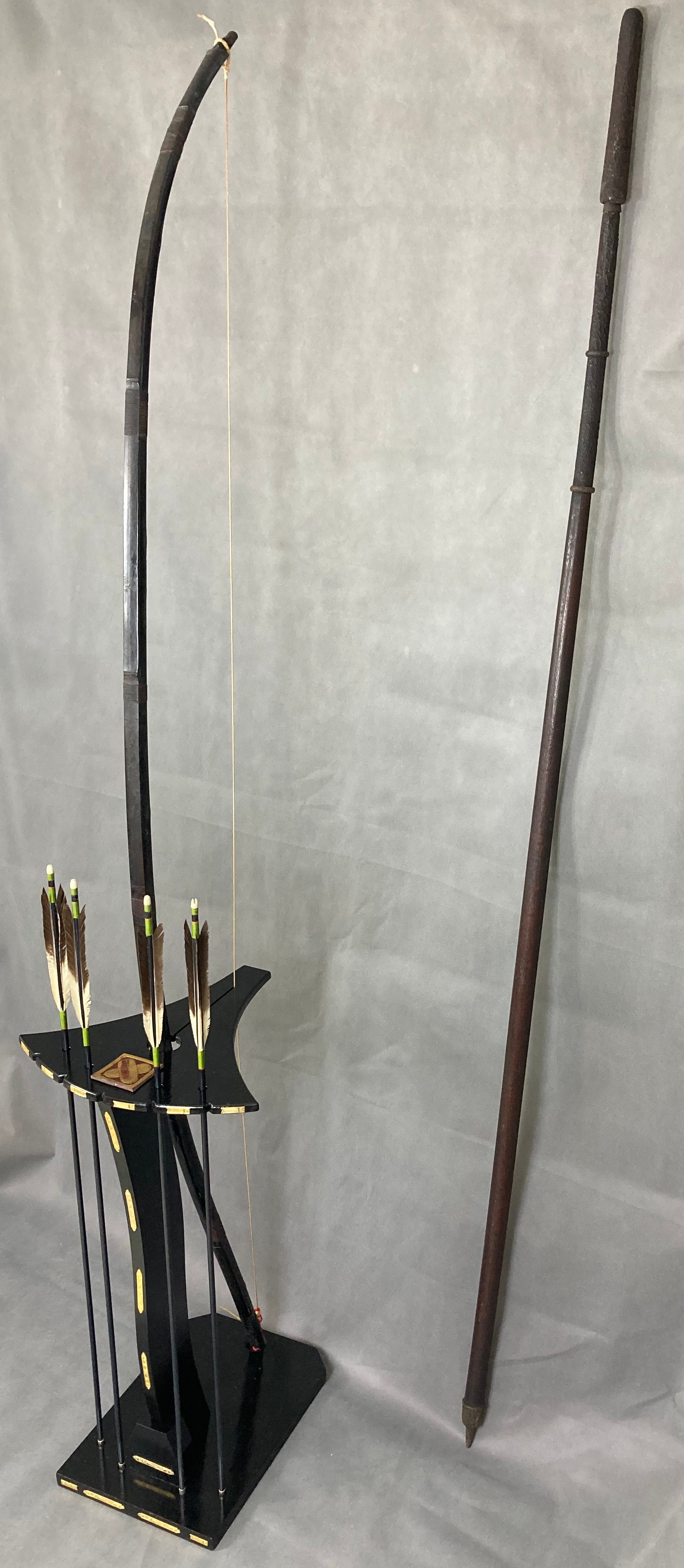 Bow ( Yumi.) and arrow display - Yamazakura