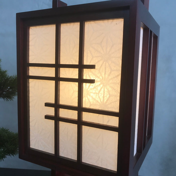 Beautiful wooden Andon lantern - Yamazakura
